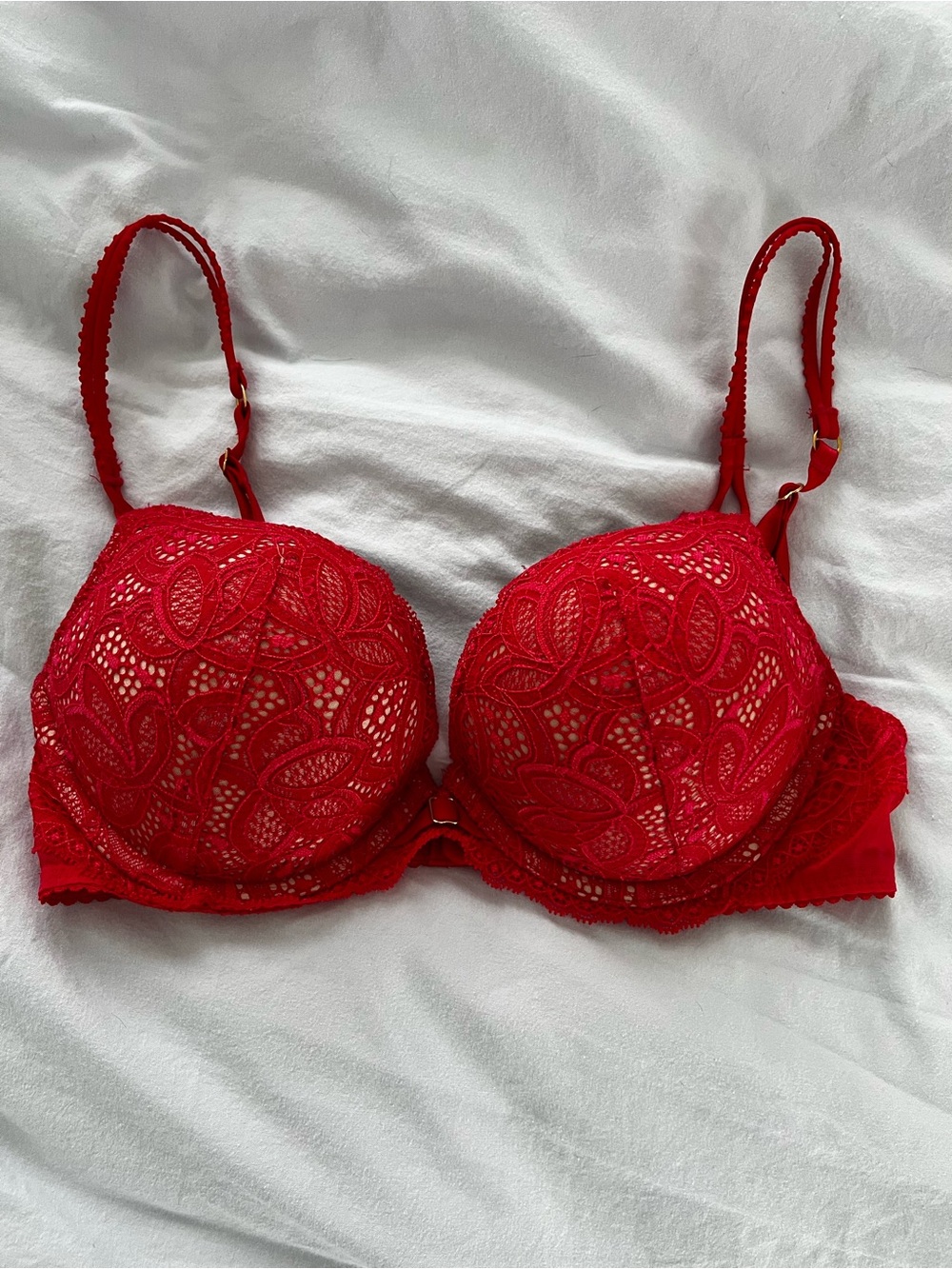Victoria’s Secret Bombshell Plunge bra
